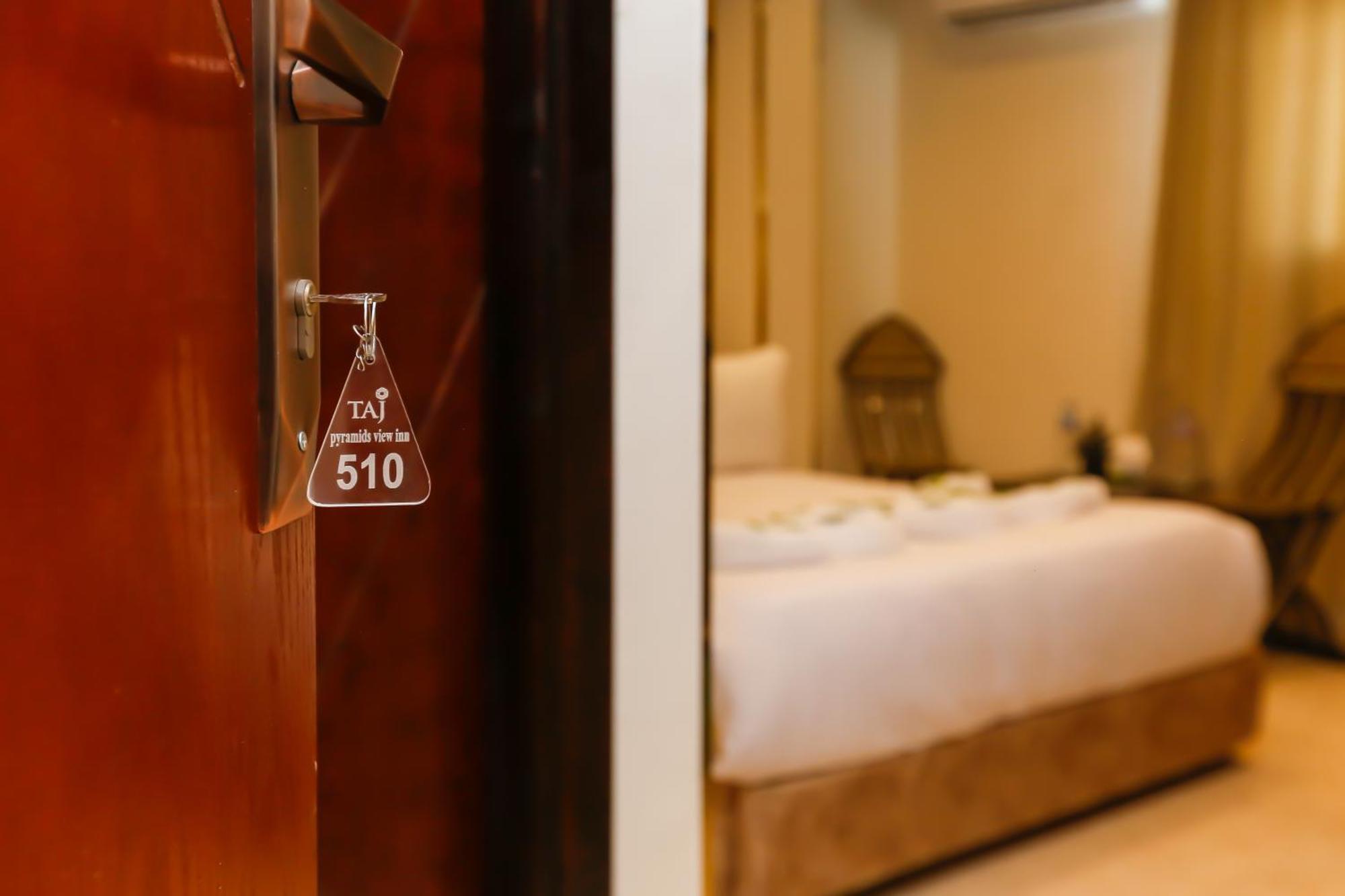 Taj Pyramids View Inn Kafret el-Gabal Zewnętrze zdjęcie