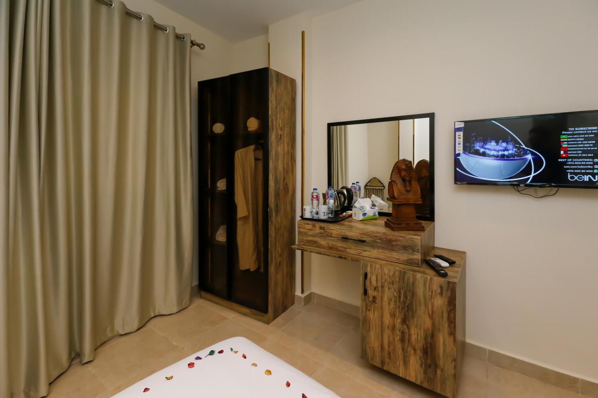 Taj Pyramids View Inn Kafret el-Gabal Zewnętrze zdjęcie