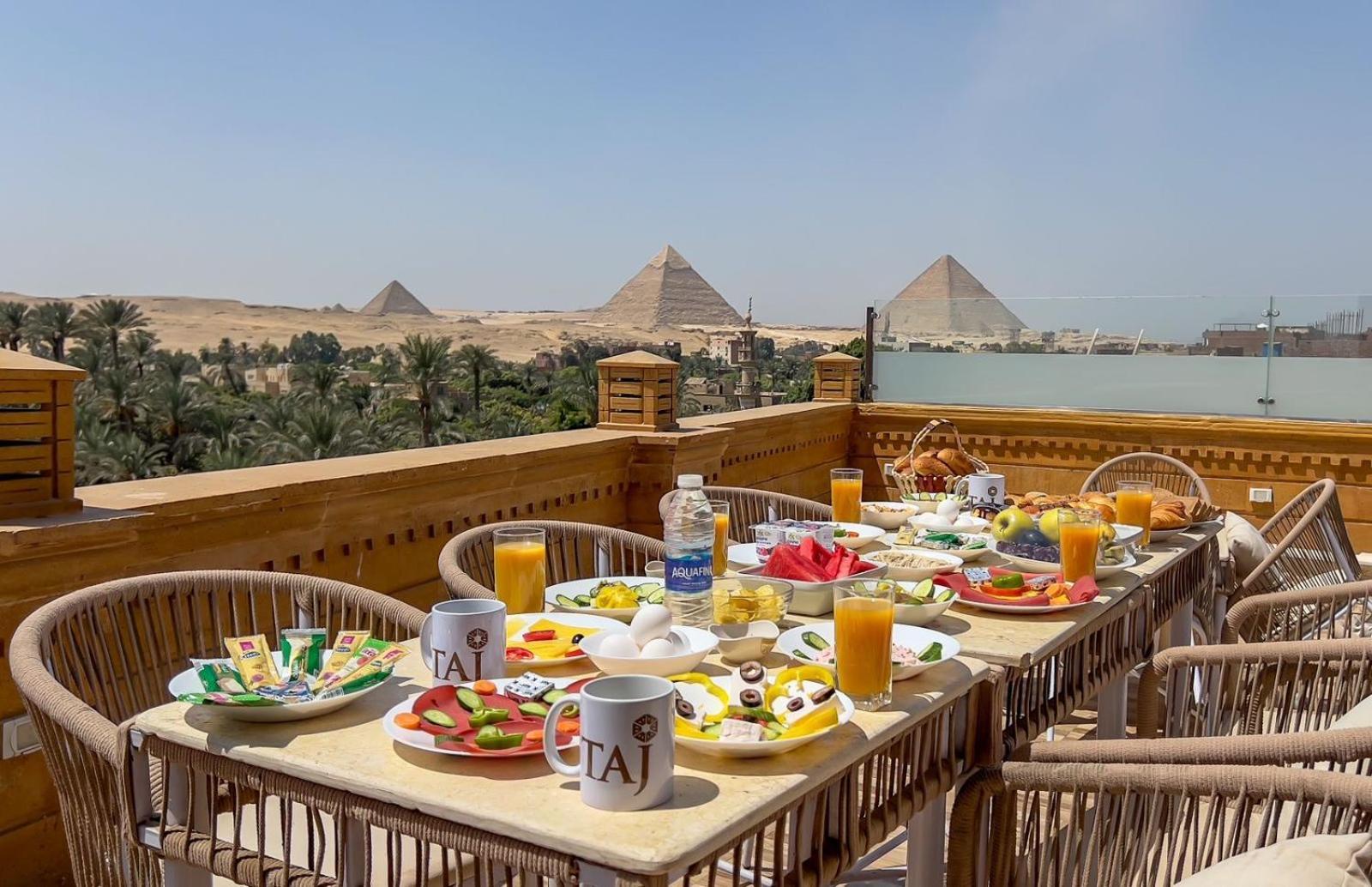 Taj Pyramids View Inn Kafret el-Gabal Zewnętrze zdjęcie