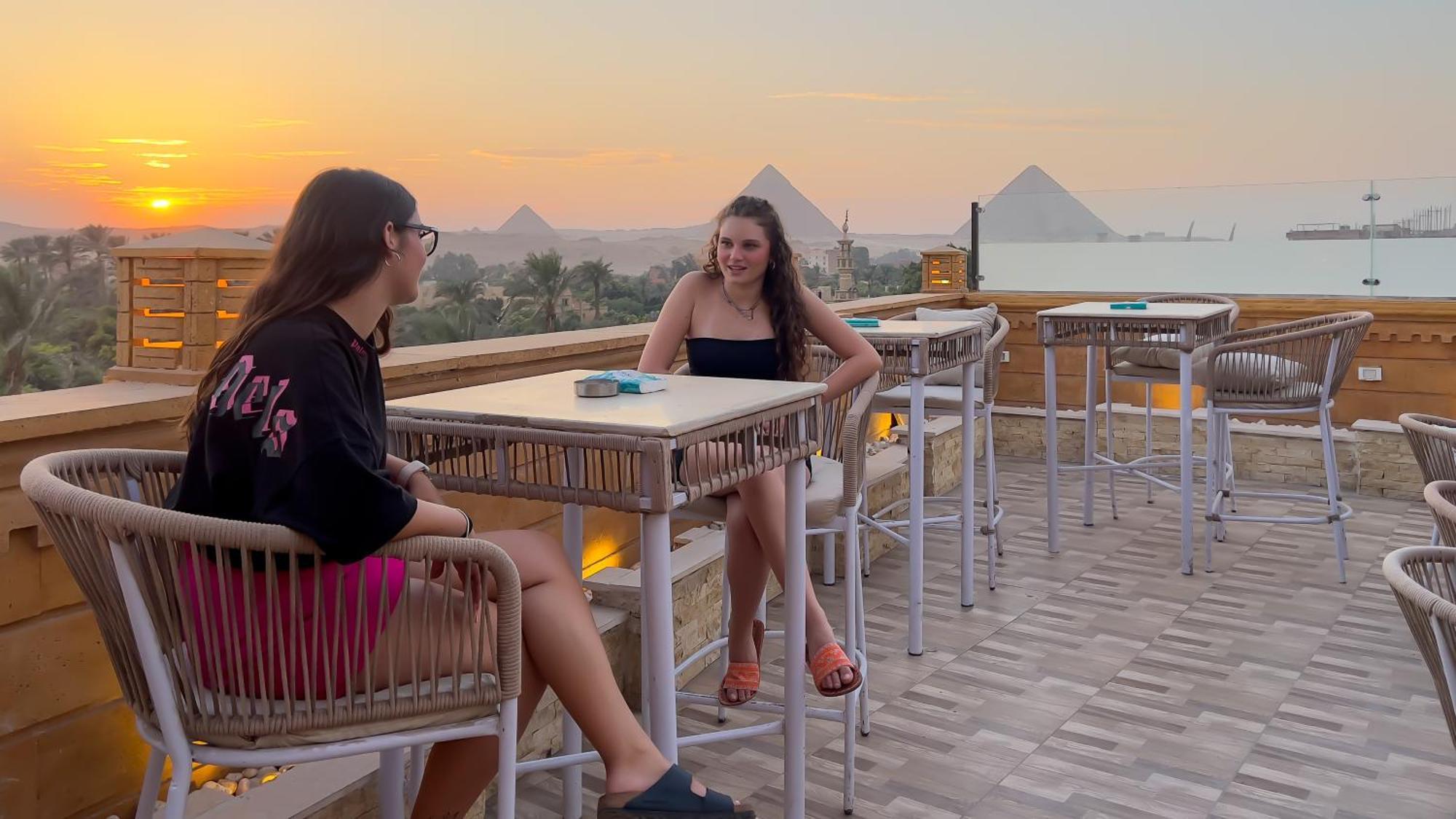 Taj Pyramids View Inn Kafret el-Gabal Zewnętrze zdjęcie